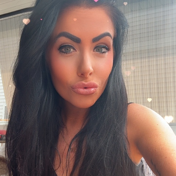 Meet your Posher, Marnie - Picture 1 of 1